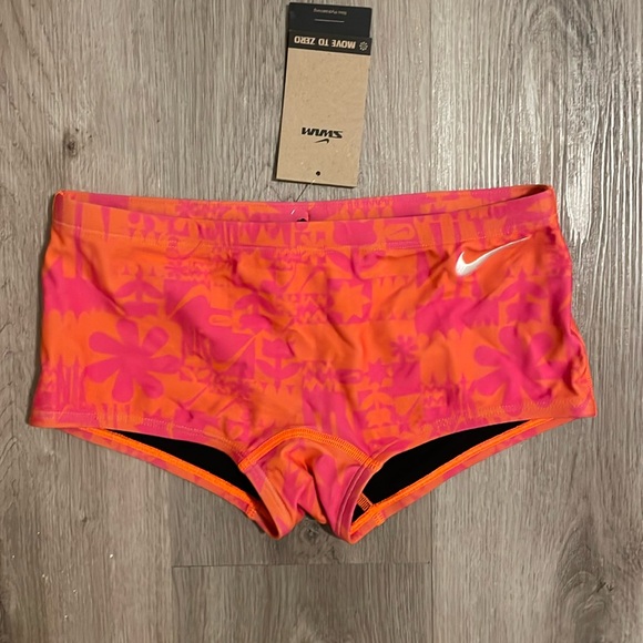 NWT Groovy Nike Swim Boyshort - Picture 1 of 6